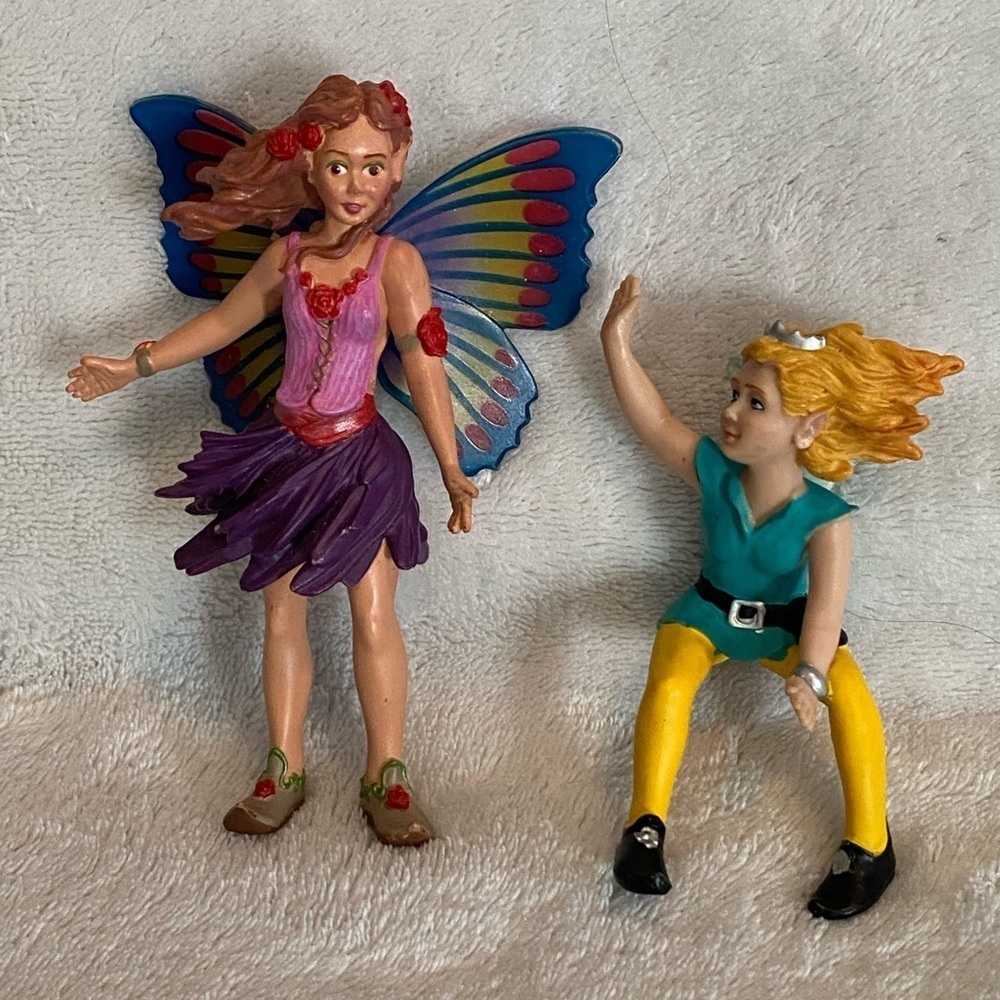 Lot Of 2 Safari Ltd. PVC Figures 2010 Lucy The Elf 2”2008 Violet Fairy Pixie